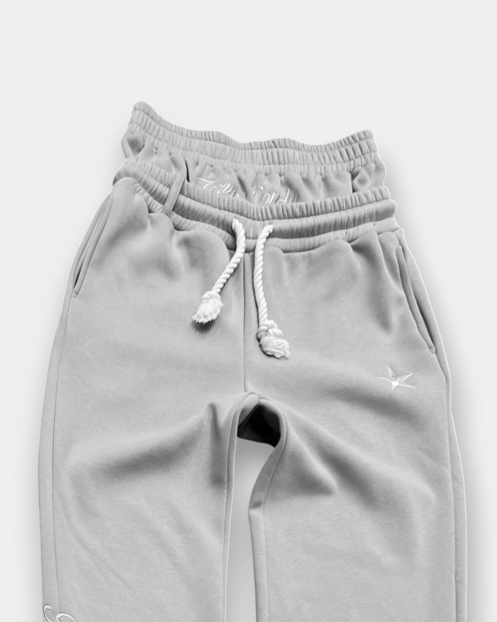 Pantaloni di eleganza senza sforzo